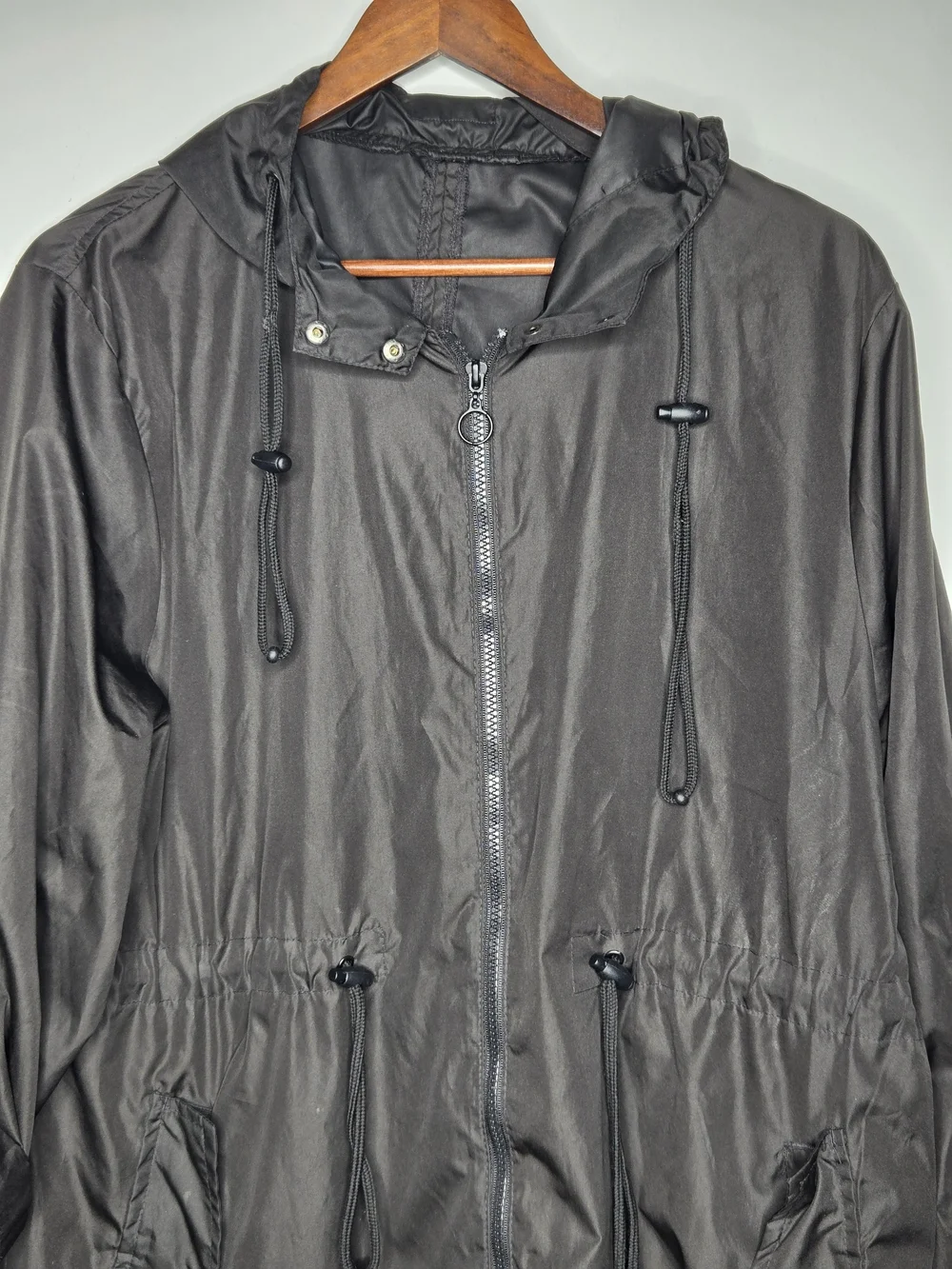 Solid Black Lightweight Hooded Rain Anorak Utility Jacket Zip Close-Size L